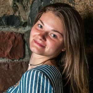 Meet your Posher, Brianna